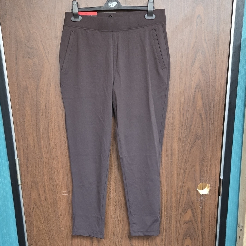 Reflex Size M Chocolate Brown Performance Knit Pant